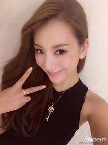 王玲早期网红照片,从青涩照片看蜕变之路